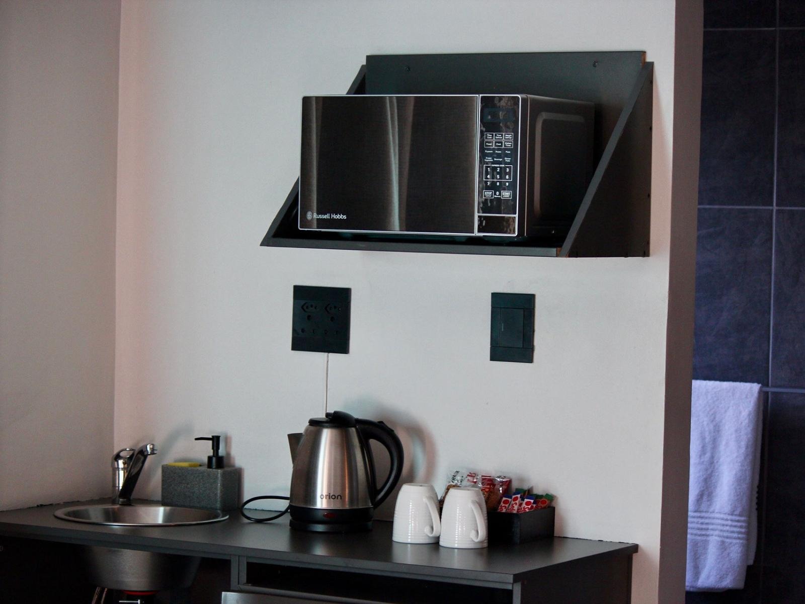 King Room 1 kitchenette